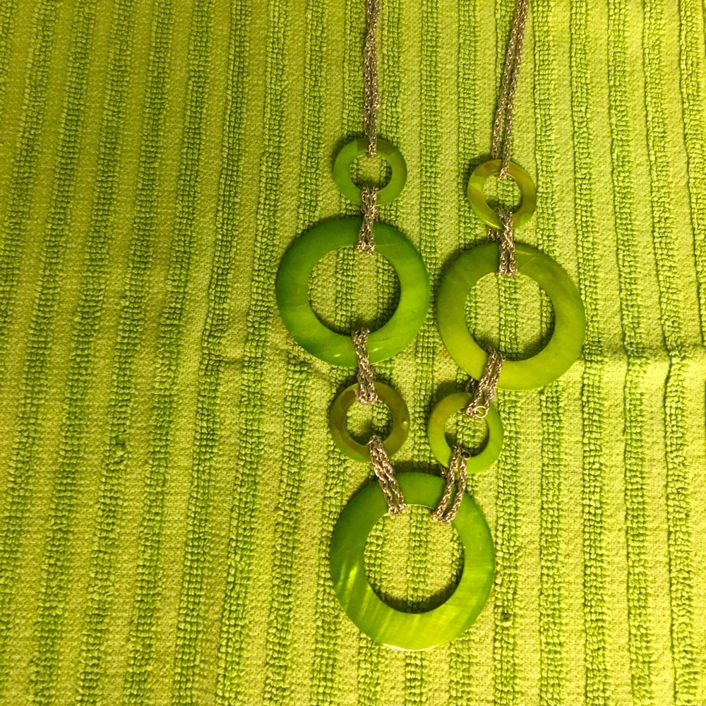 Ladies necklace
